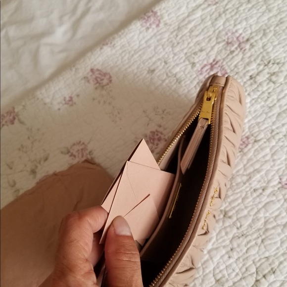 Miu Miu Matelasse Wrislet - Picture 7 of 7